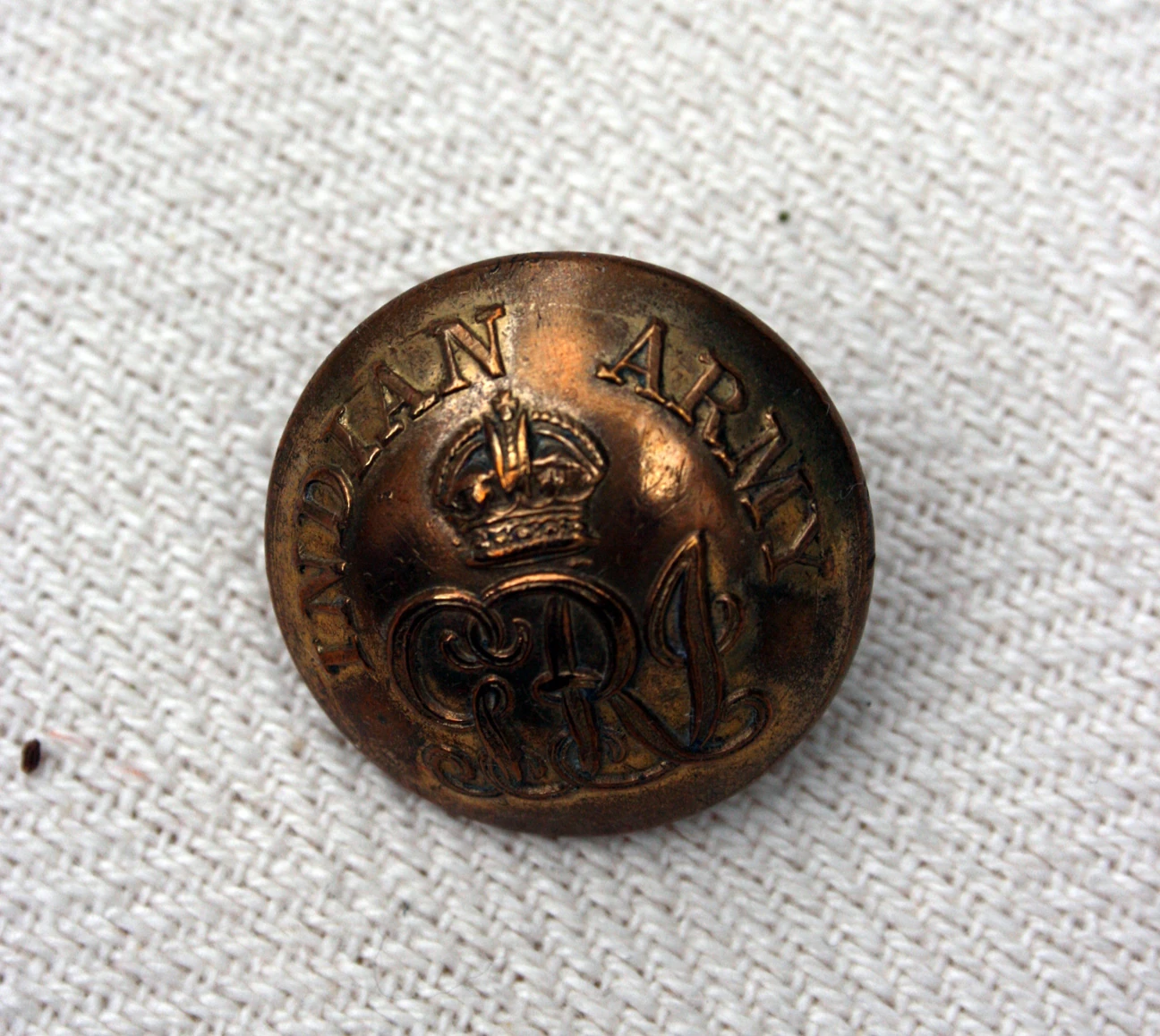 A button marked 'Indian Army' found amongst Jack's possessions