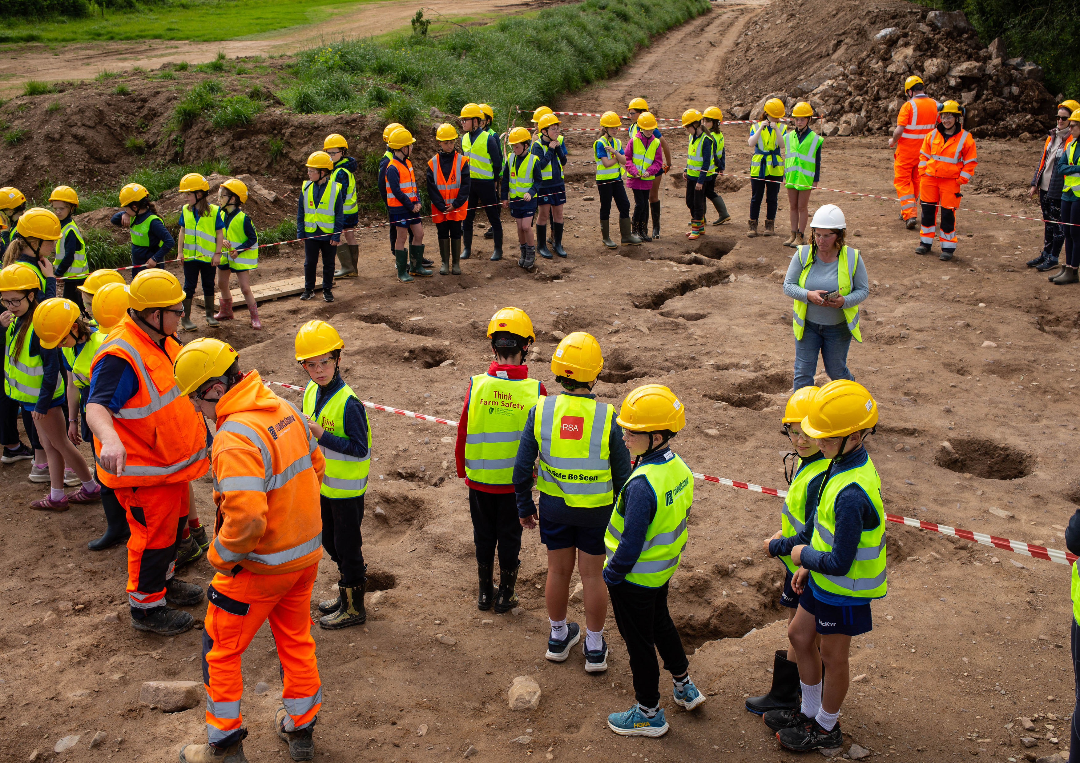 Children from Whitechurch National School touring the Cappagh excavation